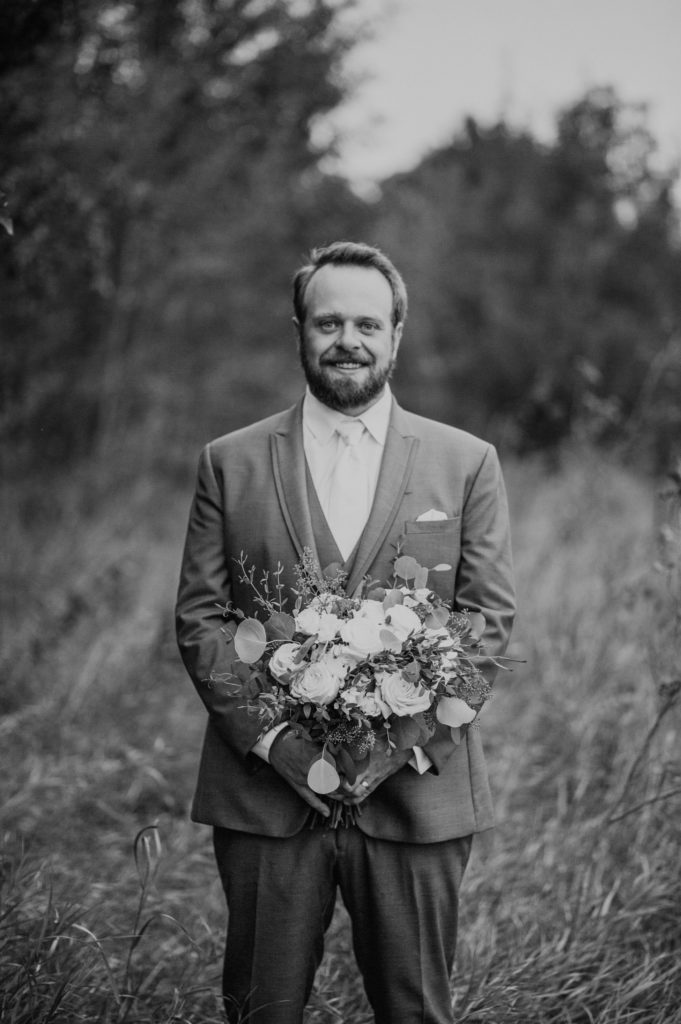 intimate wedding groom portraits
